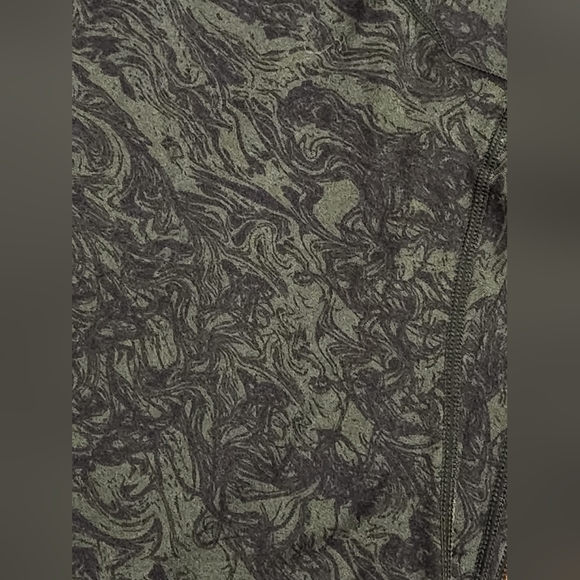 ReActivate brand size L black and green  leggings - Picture 2 of 5